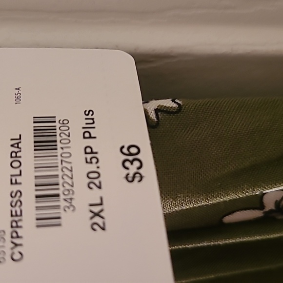 THEREABOUTS GIRLS PLUS GREEN & WHITE FLORAL SMOCKING DRESS SIZE 2XL 20.5P PLUS - Picture 10 of 16